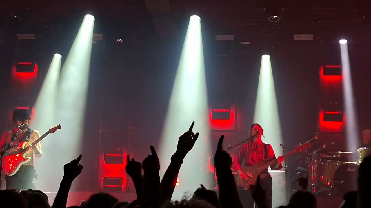 Biffy Clyro - Hunting Season . Live 2026 In Spain . Roig Arena Valencia