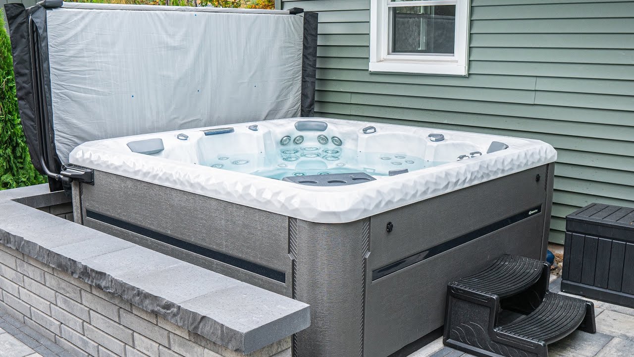 MasterSpa Twilight 8.2 Review