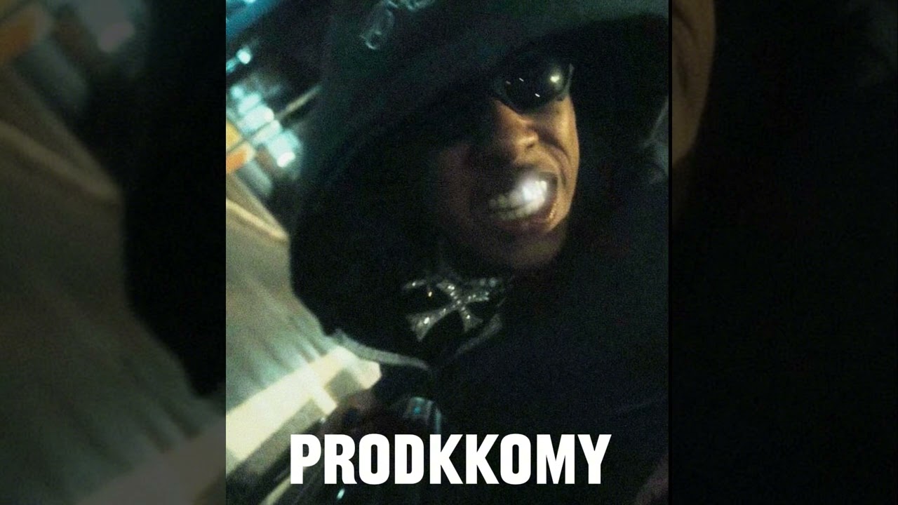 Dark Agressive Trap Type Beat 