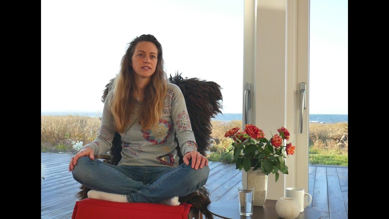 How to Deal with Resistance to the Present Moment: Louise Kay