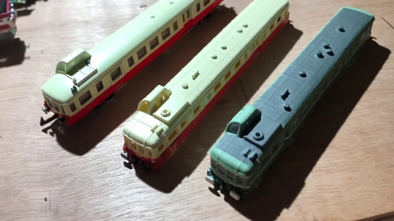 Del Prado vs ARTrain x3800 Picasso Autorail