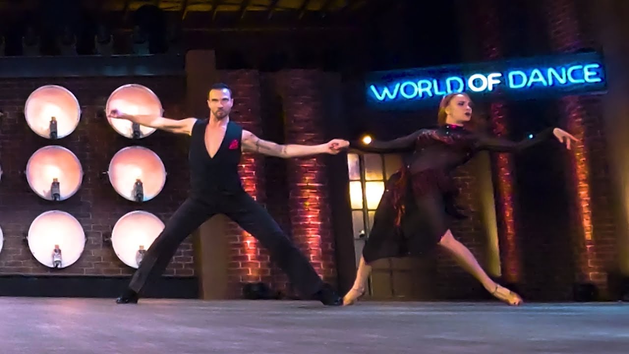 Luca & Alessandra - Qualifiers (Front Row)