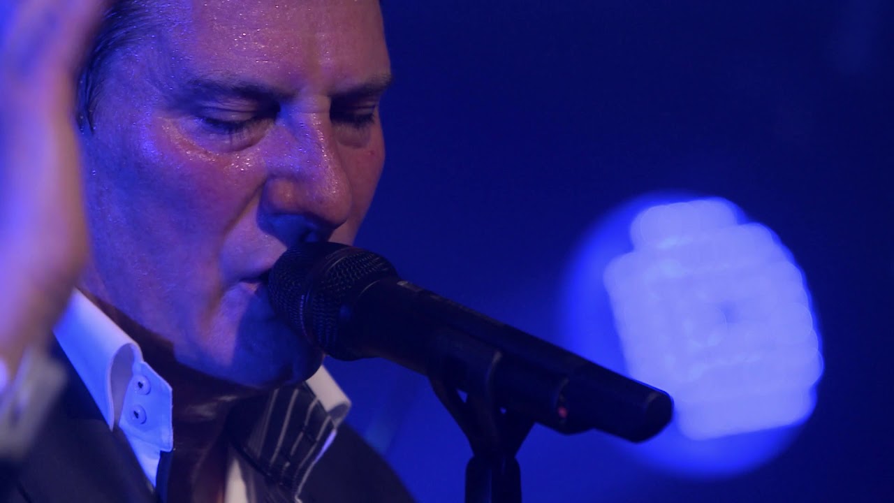Tony Hadley  - Feeling Good