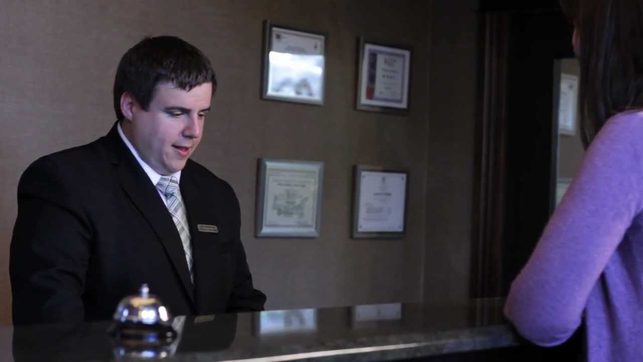 Front Desk Agent - by ChooseTourism.ca