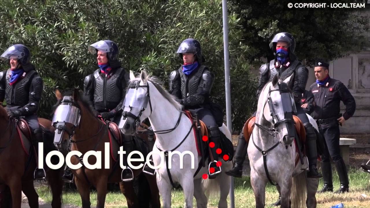 Roma, debuttano i cavalli per l'ordine pubblico nelle manifestazioni