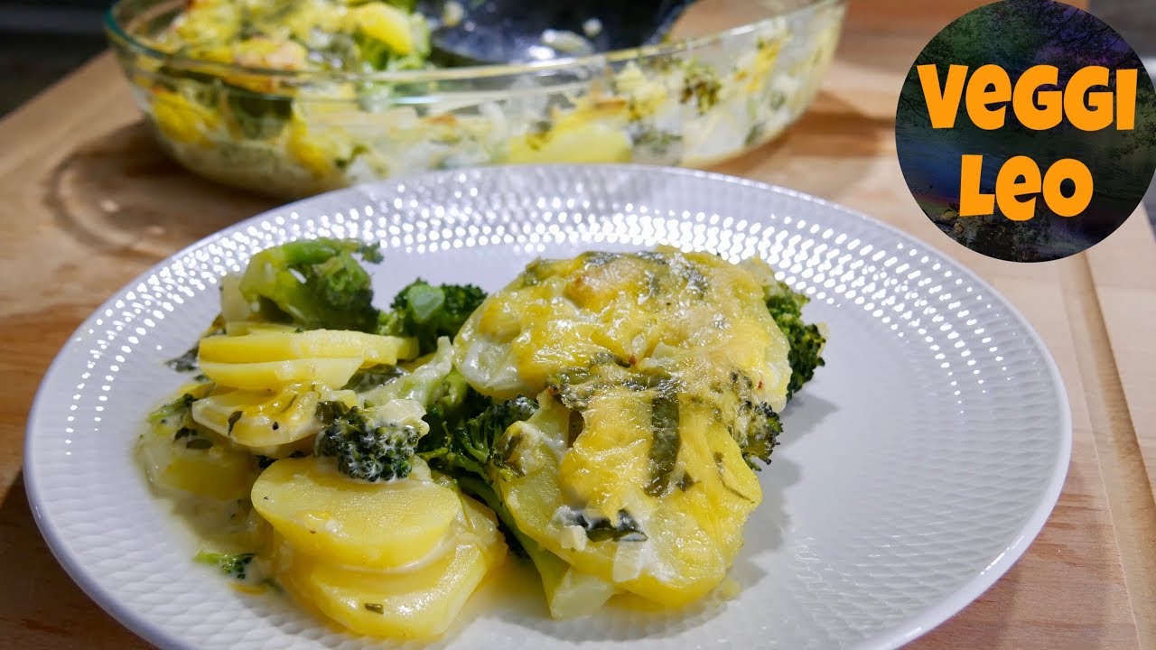 Veganer Kartoffel-Brokkoli-Auflauf mit Bärlauch