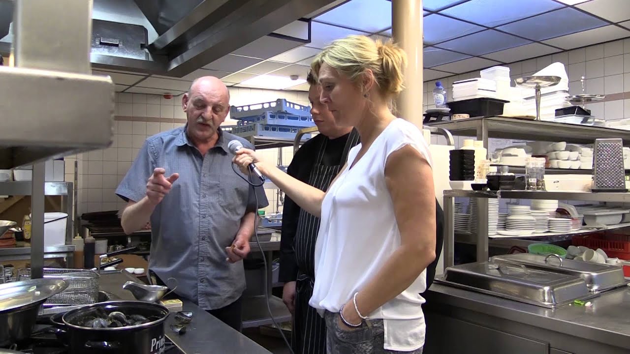 Mosselen koken met Ricardo v d  Mheen voor Mosselfeest Harderwijk