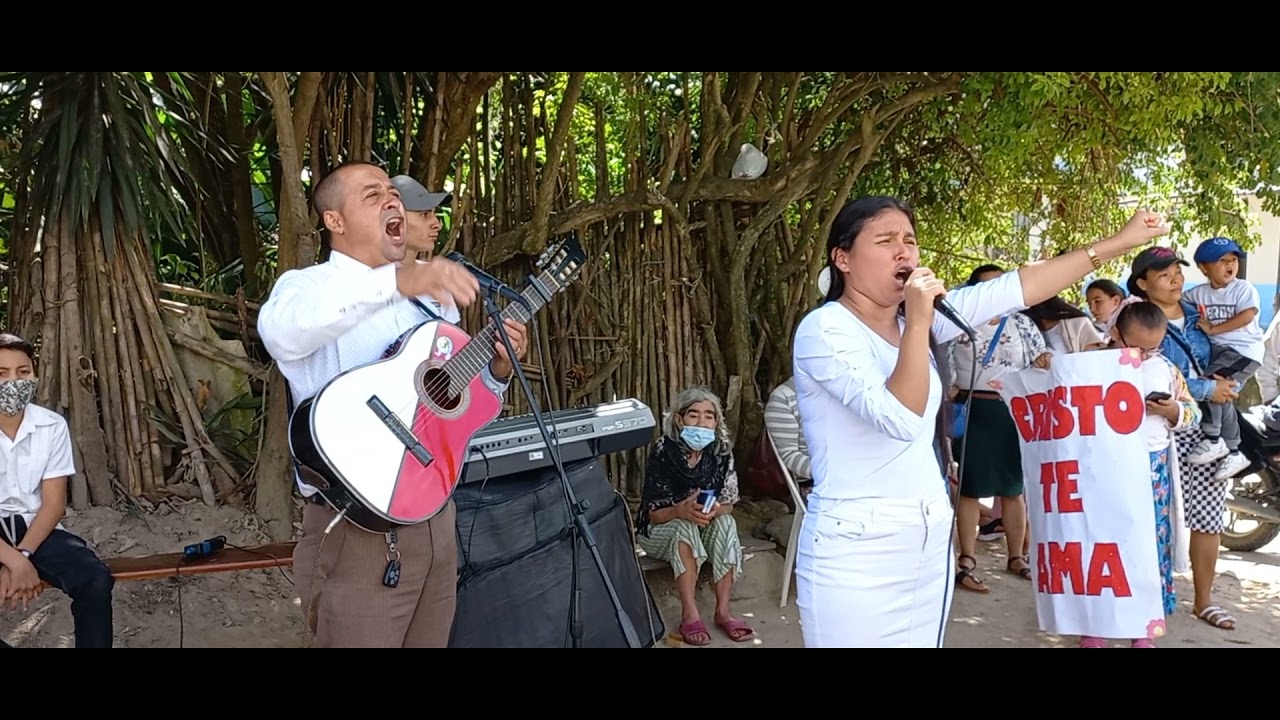 GRUPO FORTALEZA - Culto en la calle.