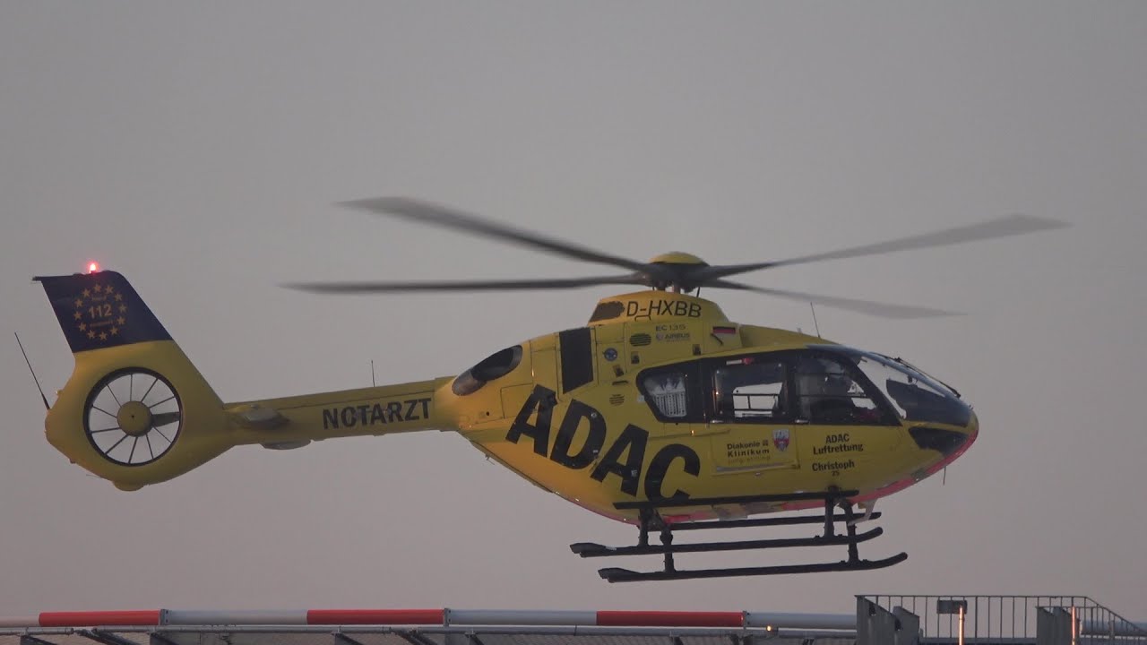 RTH Christoph 25 D-HXBB ADAC Luftrettung Siegen startet an Uniklinik Bonn am 26.03.20
