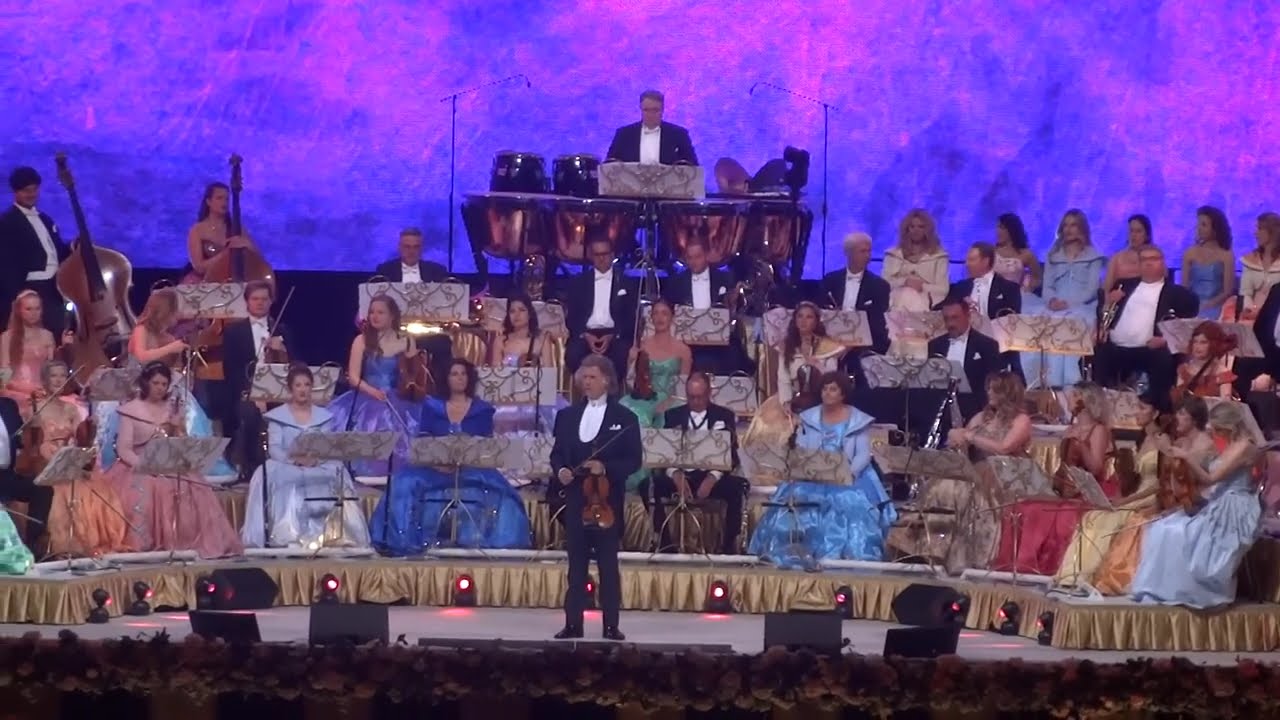 ANDRE RIEU-PROFESOR KONSERWATORIUM MUZYCZNEGO W GENEWIE GRA NA FLETNI PANA-ARENA GLIWICE 23.05.2025