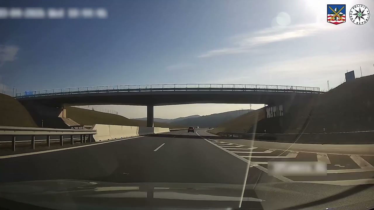 Dva muži přišli o své řidičáky