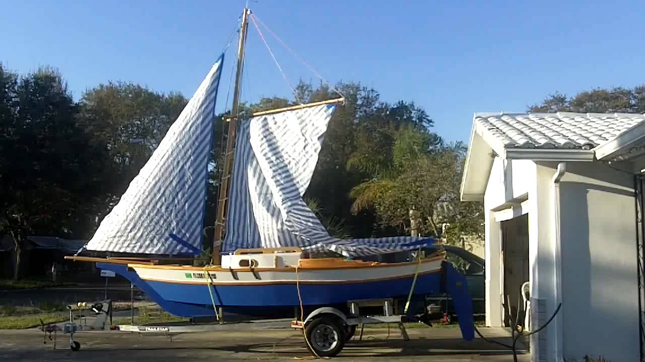 Weekender Boatbuilding Driveway Launch.mp4