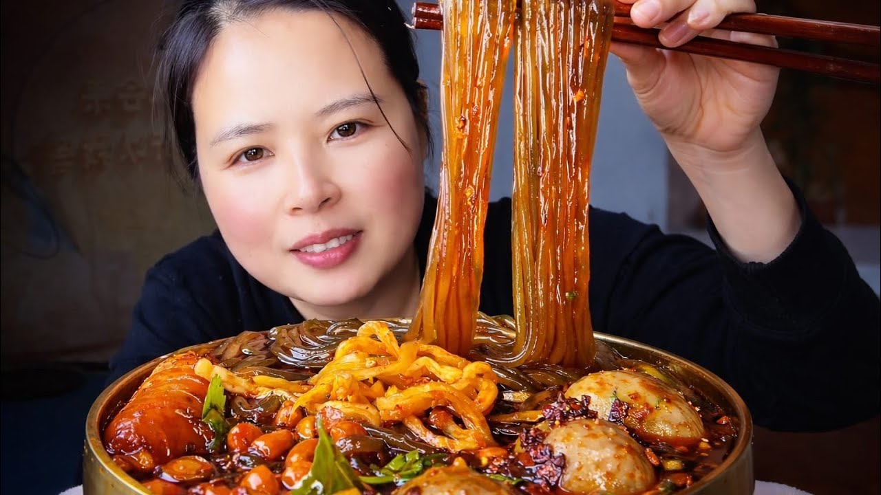 Homemade Spicy Sour Vermicelli You’ll Want to Eat Again and Again
