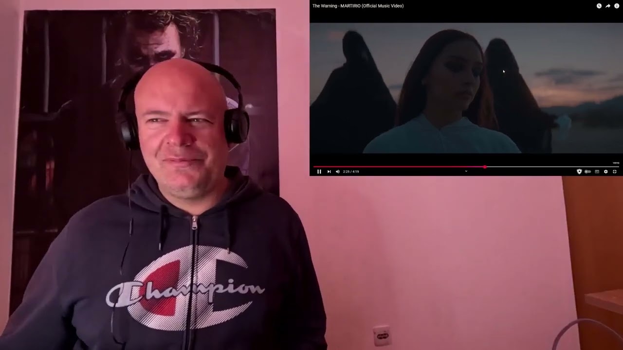 Singer reacts to The Warning MARTIRIO ( OMV,ACOUSTIC & Teatro Metrop. Live Comparison - Reaction