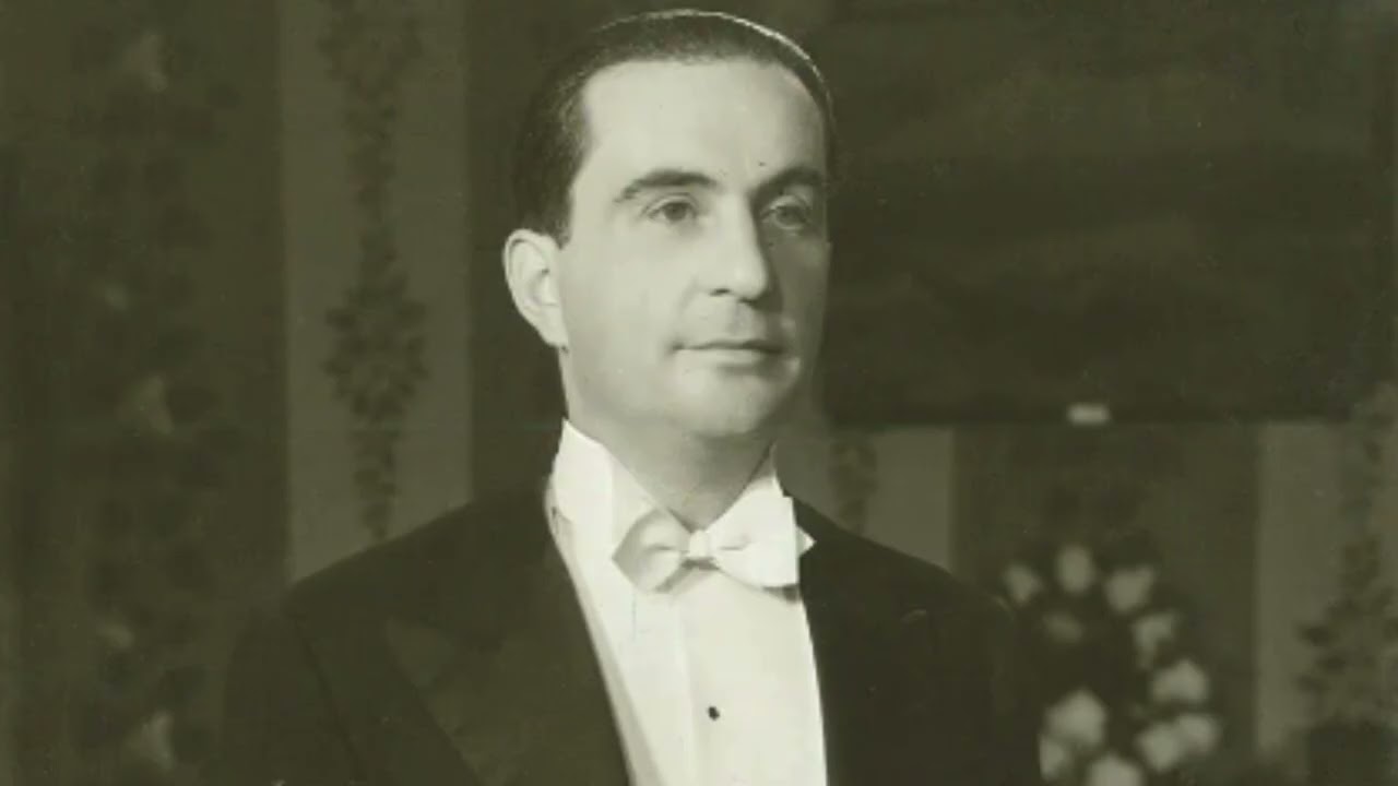 Münir Nurettin Selçuk - Ölürsem Yazıktır Sana Kanmadan