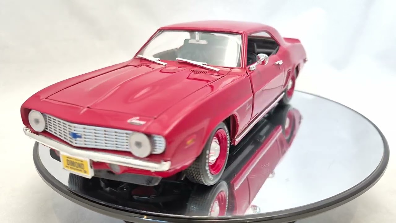 Diamond Collectibles Edition ERTL 1969 Chevrolet COPO Camaro 427 L72 Red