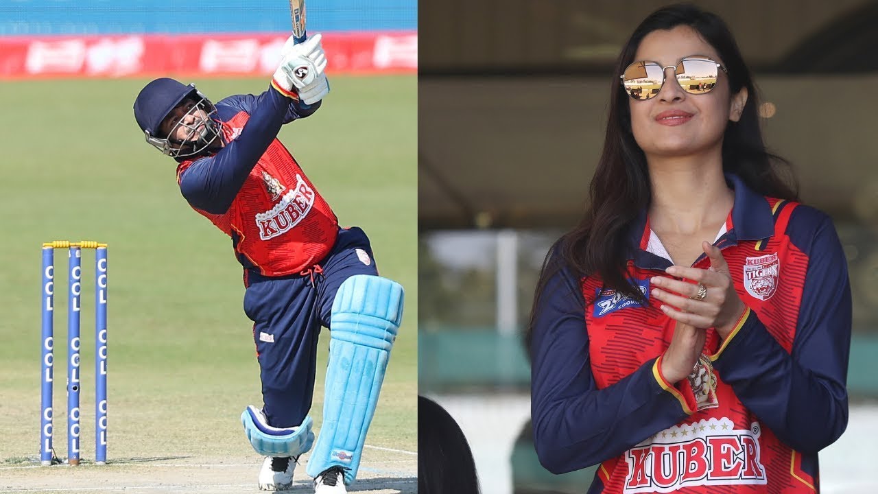 Bengal Tigers supporters enjoying Jisshu Sengupta's batting vs Bhojpuri Dabanggs | CCL 2024