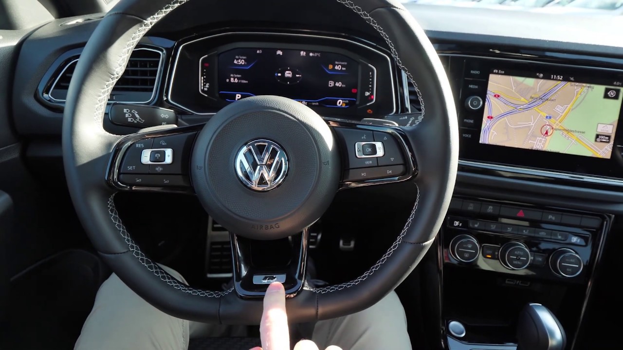 New VW T-Roc 2020 Active Digital Info Display Cockpit & Multimedia System Review