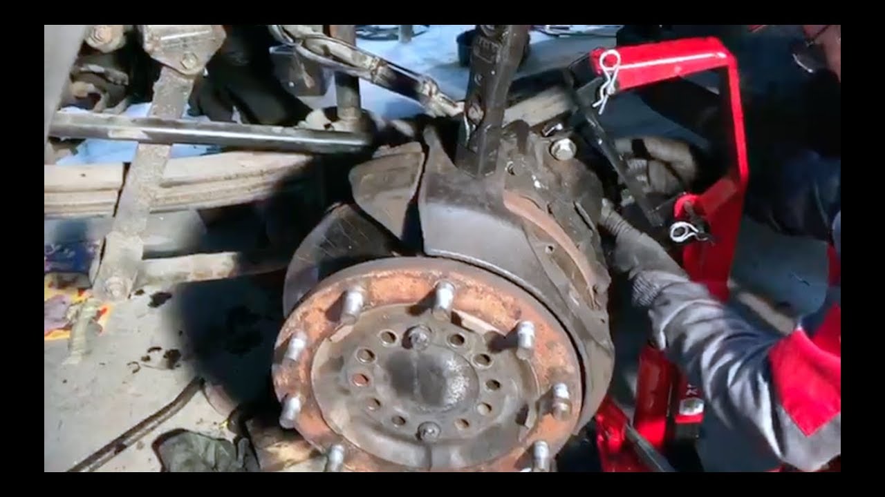 Cambio de disco de freno delantero en camion MAN / FRONT BRAKE DISC REPLACEMENT ON MAN TRUCK
