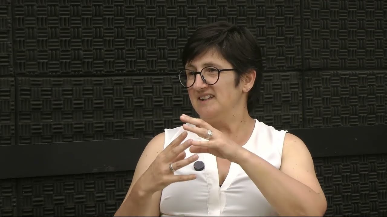 Mis profes en fing  S02E01: Matilde Martínez.