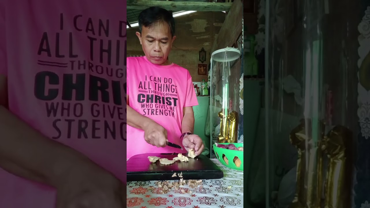 Make homemade tea with me #tea  #moringa #ginger 