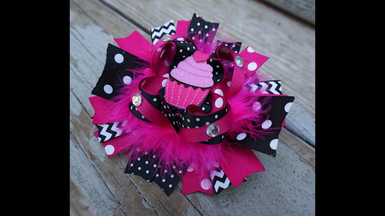5 inch Boutique Bow with Marabou Feathers Tutorial with Artemis in Love