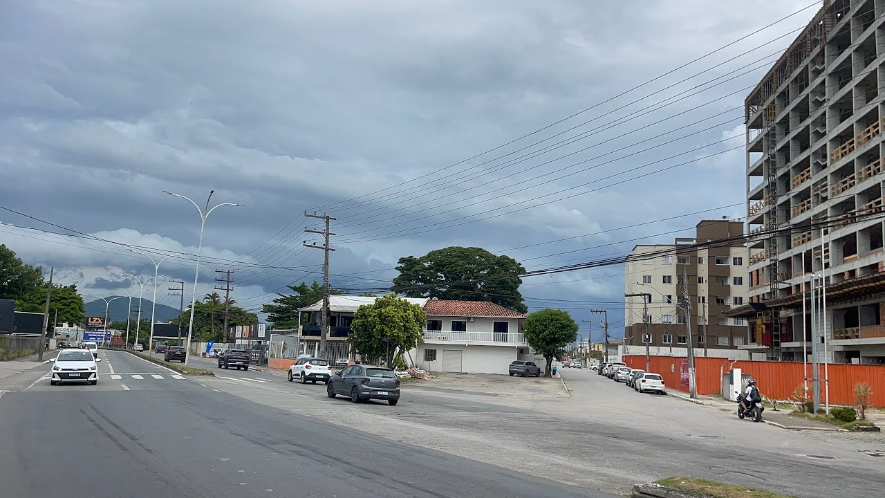 Sexta-feira 13 o tempo nublado na cidade de Itajaí Santa Catarina