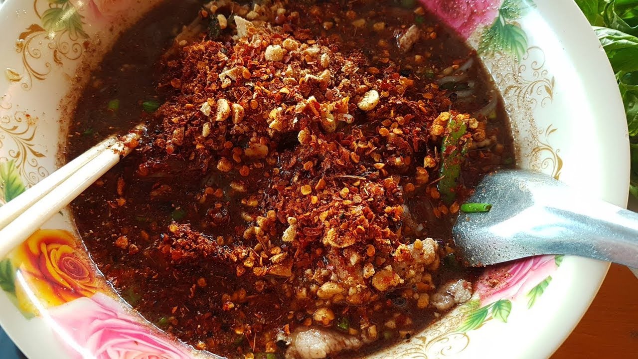 ก๋วยเตี๋ยวเรือ ข้างบ้านร้านประจำ ภาค13 ชดก๋วยเตี๋ยวฮ้อนๆเผ็ดๆแก้หนาว