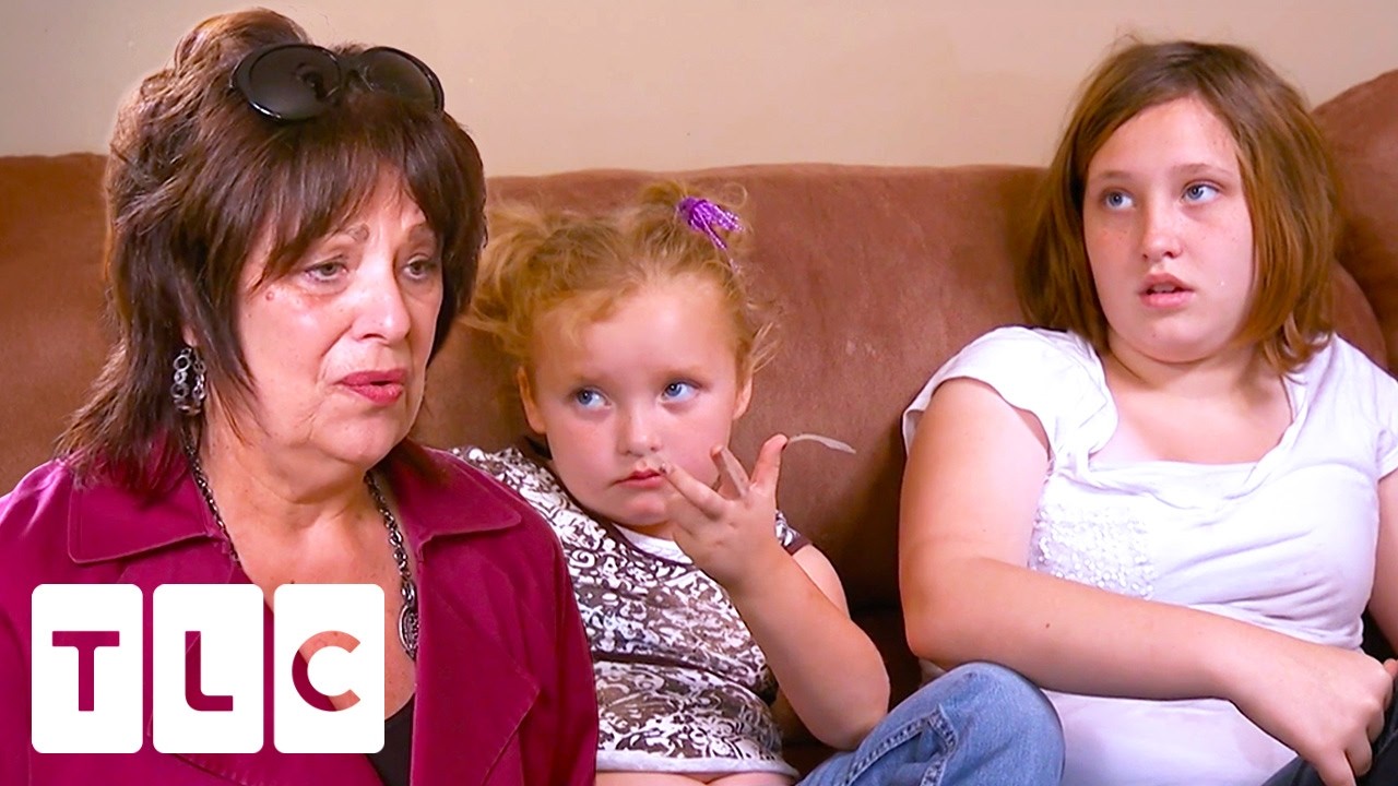 Alana’s Etiquette Lessons VS Mama June’s Auction Bargains! | Here Comes Honey Boo Boo