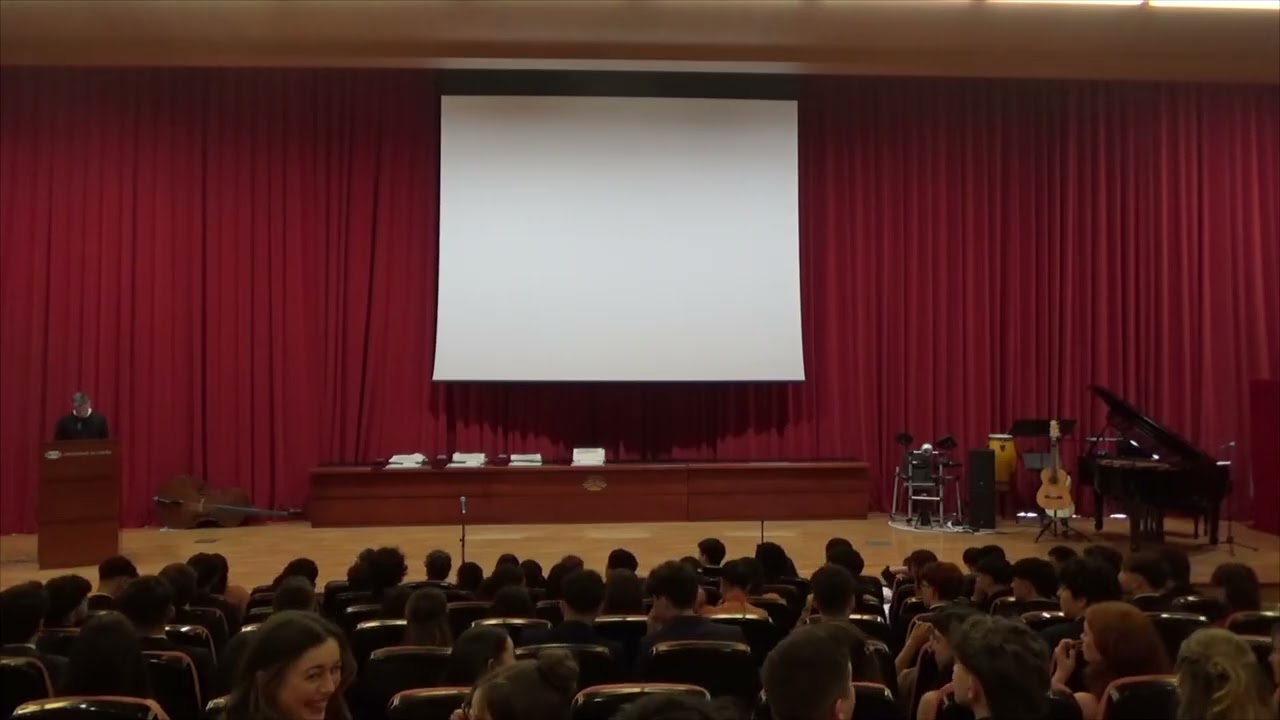 Ceremonia Graduación 2º BAC 2025 IES Salvador de Madariaga