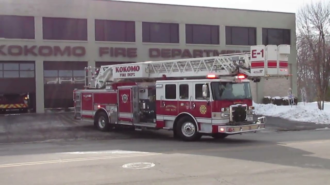 Kokomo Fire Department  Battalion 3 , Engine 1, Rescue 1 - Code 3 Response - Electrical Fire