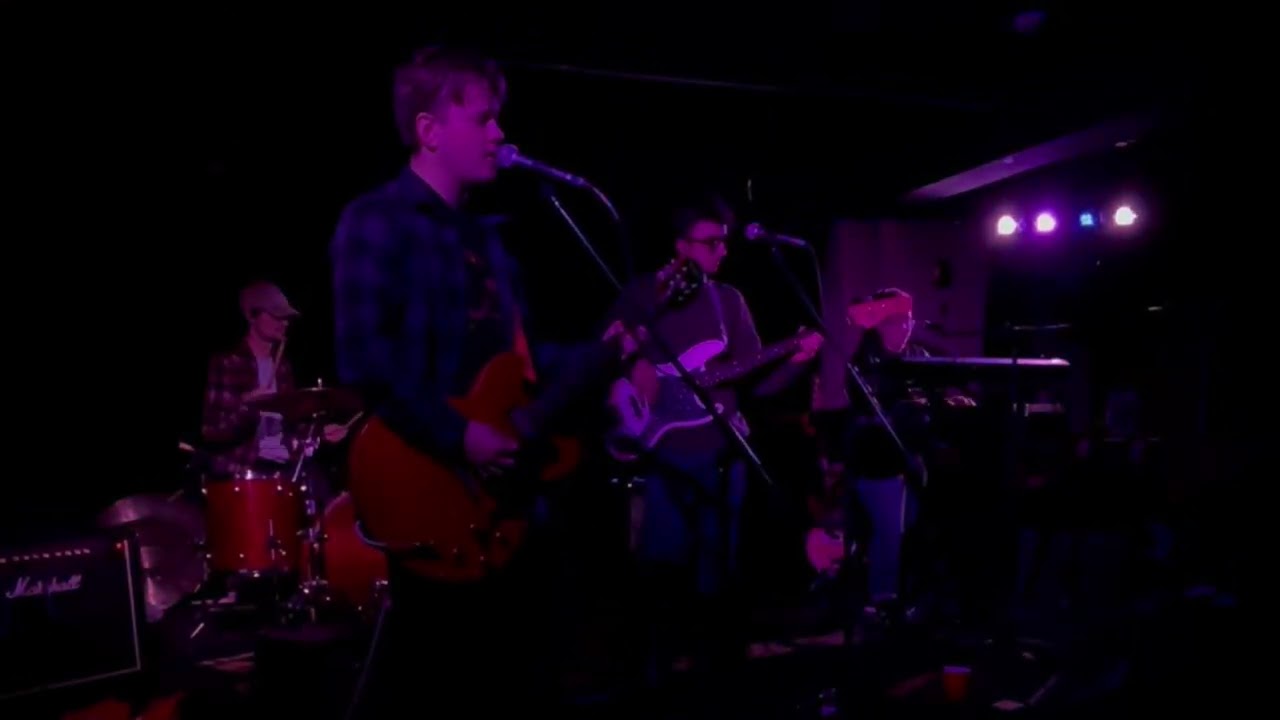 Je Suis (Live at The Mansion- Kingston, ON)
