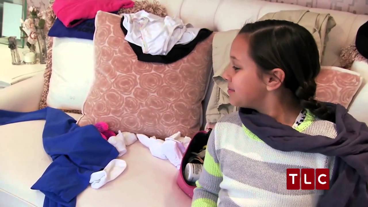 Preparing Sofia for NYC | Leah Remini: It's All Relative