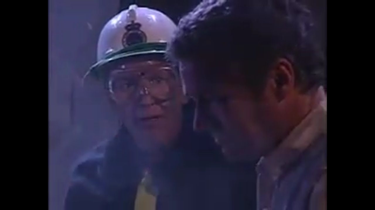 Home and Away - 1995 - Jack burns down Donald Fisher's house (Part 6 of 7)