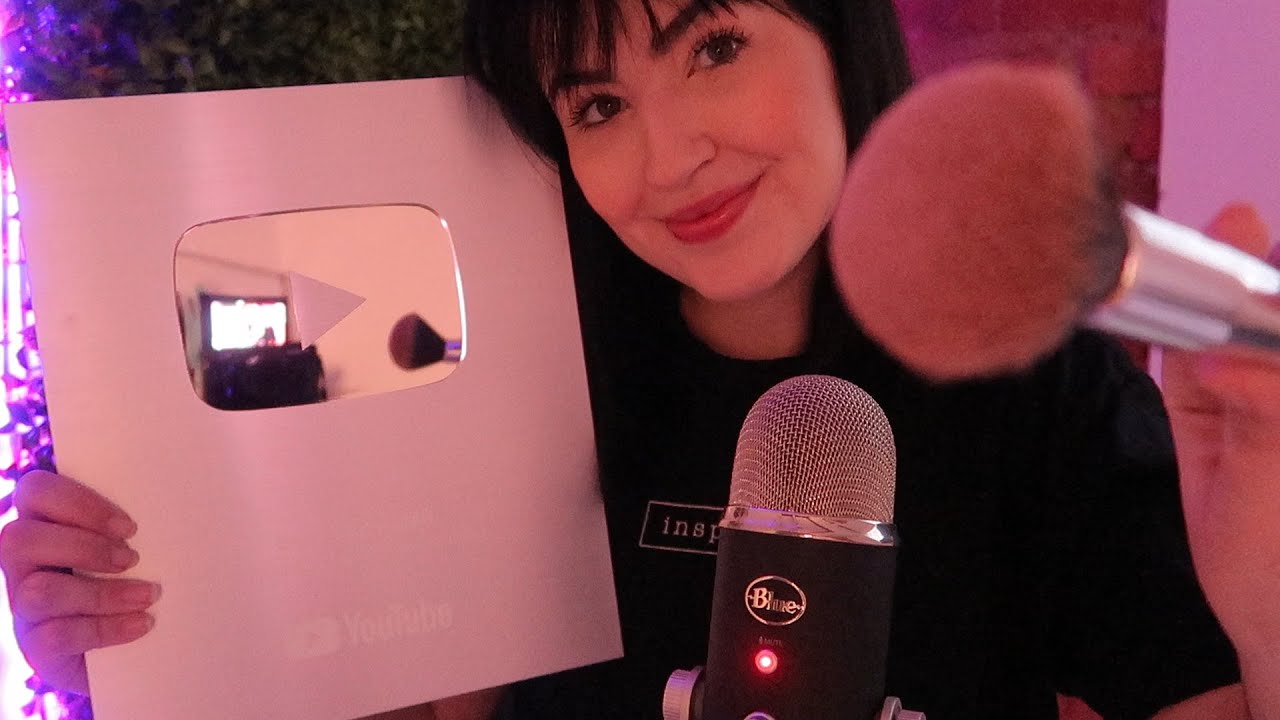 ASMR - MAQUIA E SUSSURRA! (com som de chuva)