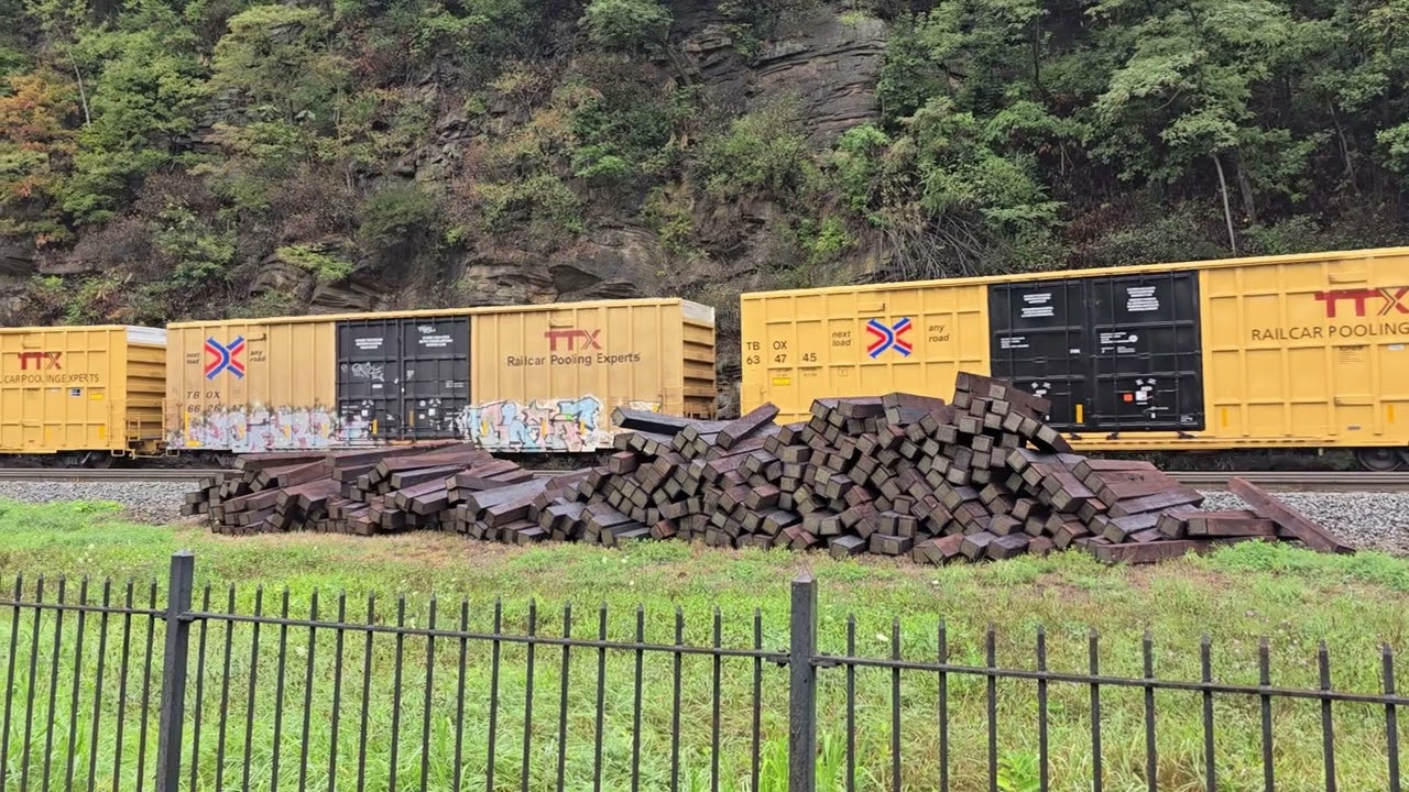 NS 12G at Horseshoe Curve 8/7/24