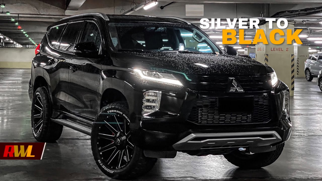 From silver to black accents Montero Sport