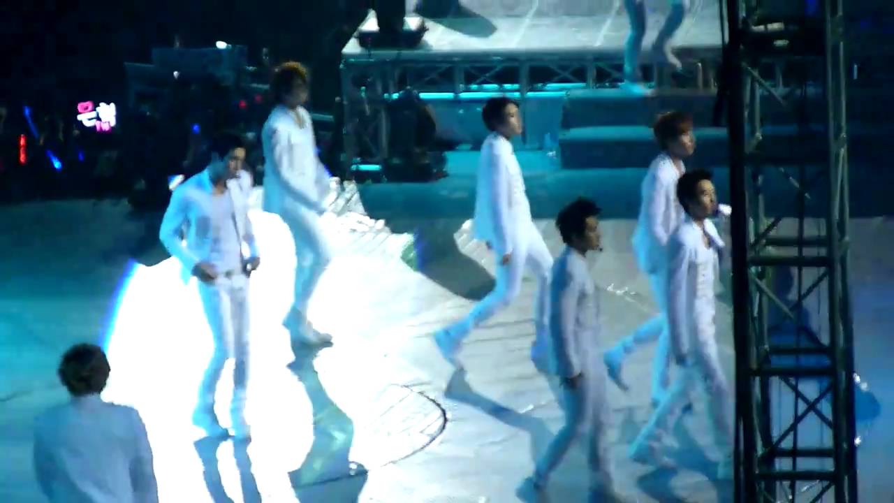 [HD] 110226 - SS3Manila - 01 Opening + Sorry Sorry