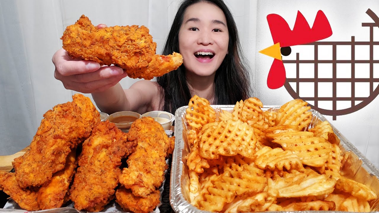 Could This Be The BEST Chicken Tender in LA?! BRUXIE Chicken & Waffles | Mukbang ASMR Eating Show