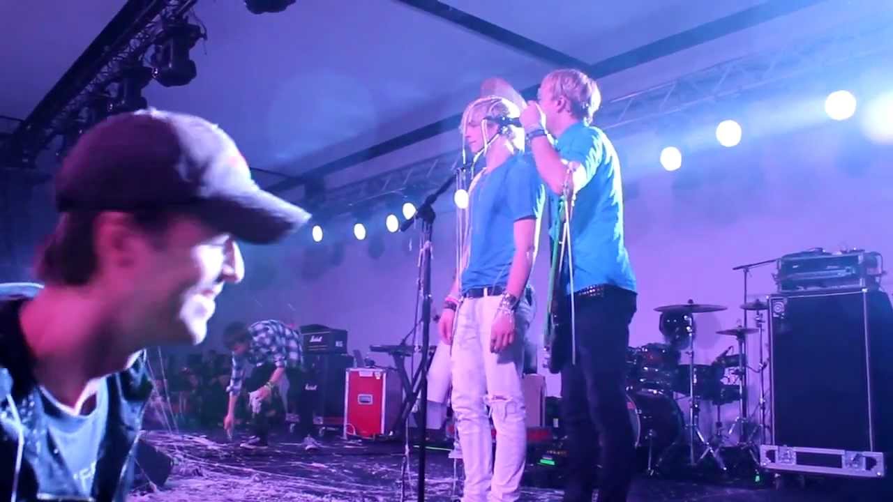 Ross Lynch's Birthday Surprise