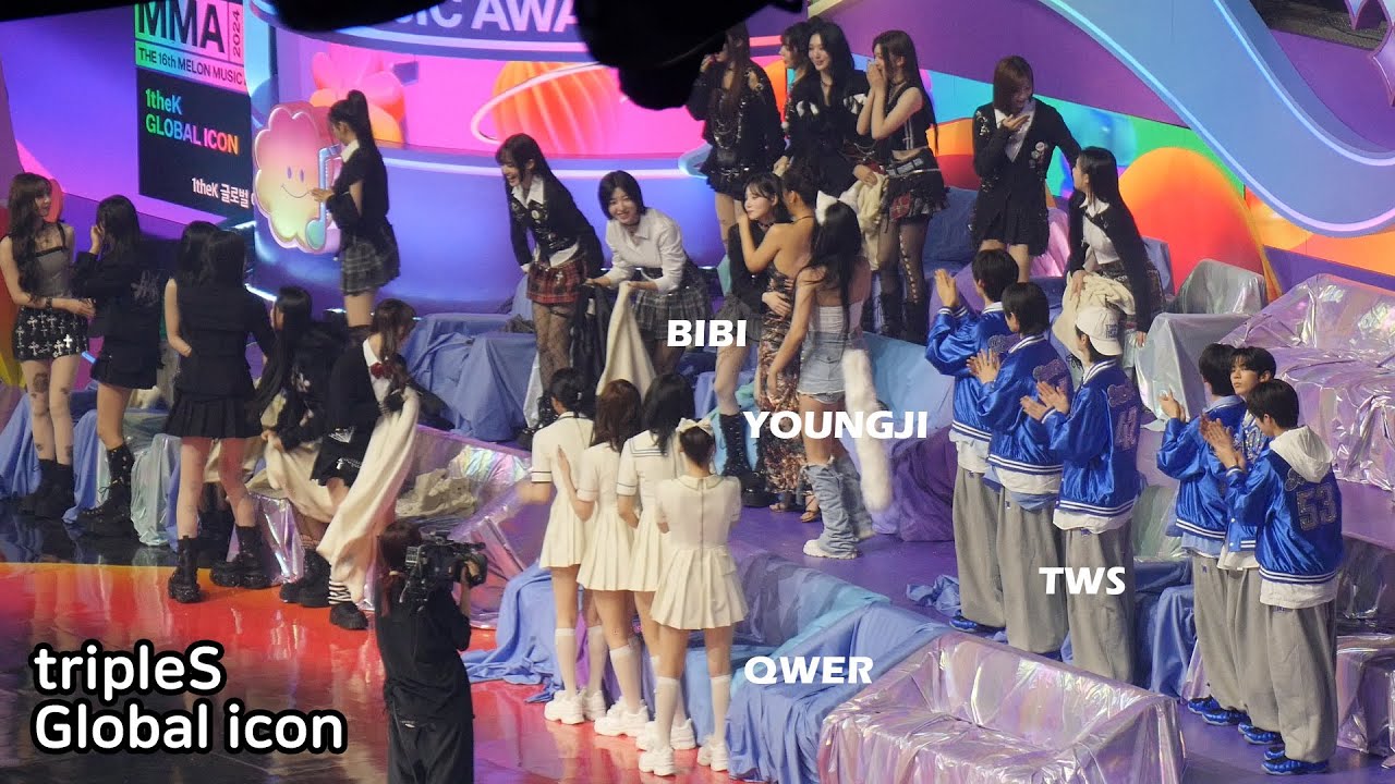 tripleS 'Global Icon' IDOL Reaction (TWS YOUNGJI QWER BIBI) 241130 MMA