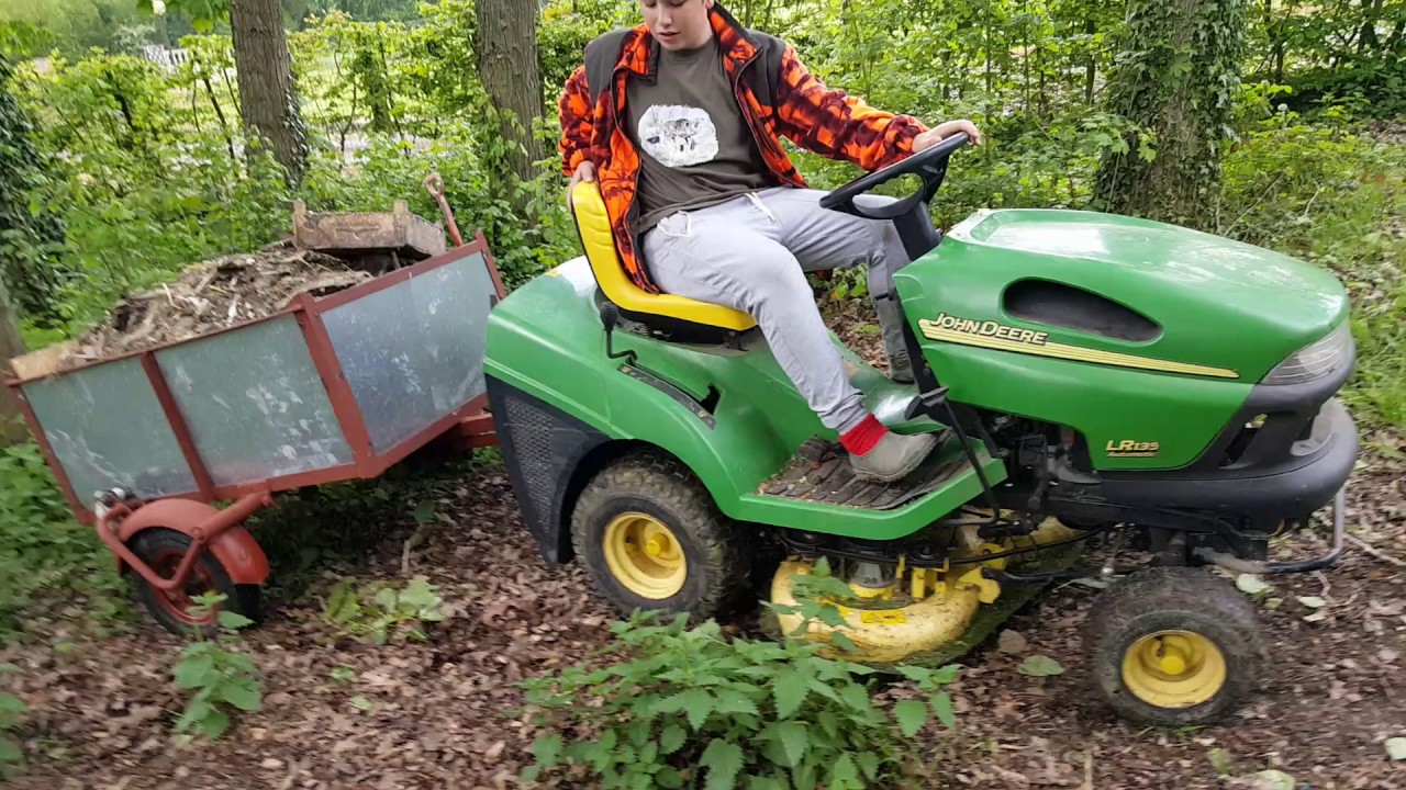 transport de fumier en tracteur tondeuse