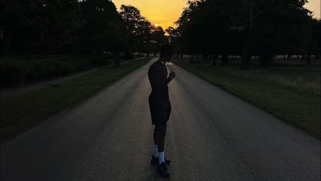 5AM IN RICHMOND PARK | ROAD TRIPS UP NORTH & KICKED OFF NETFLIX SET!