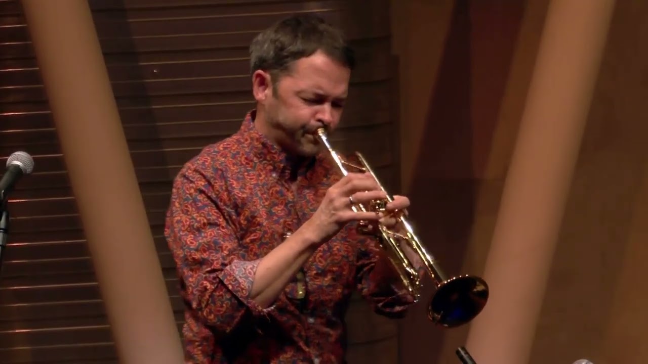 Arve Henriksen & Berke Can &Ouml;zcan duo show