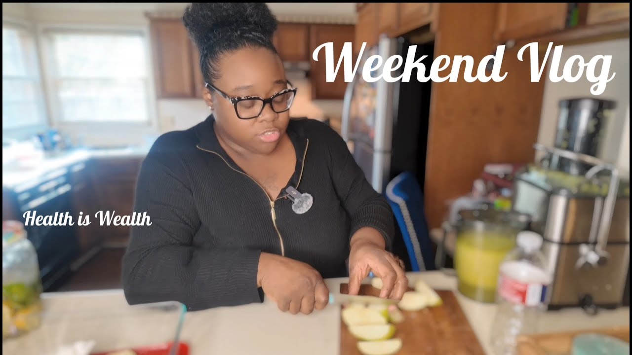 Weekend Vlog: Life at 40+  || Meal Prep || New Camera || Juicing Produce || Natural Hair Maintenance