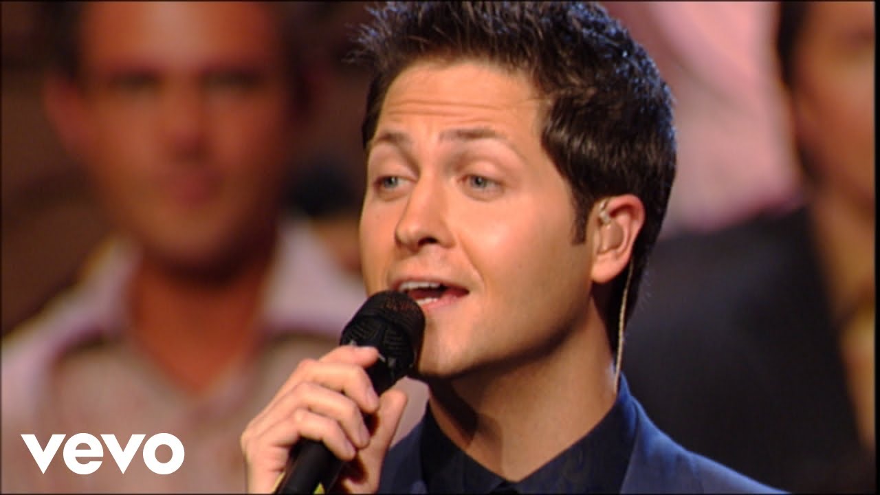 Bill & Gloria Gaither - Little Is Much When God Is in It [Live] ft. Gaither Vocal Band