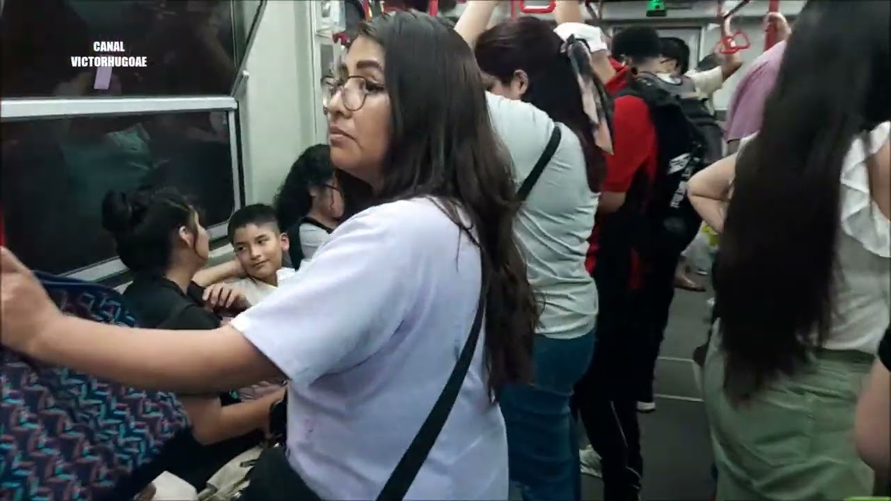 Seguimos viajando en la LINEA 1 DEL METRO DE LIMA- Tren Ansaldobreda Mb300 rumbo a Villa el Salvador