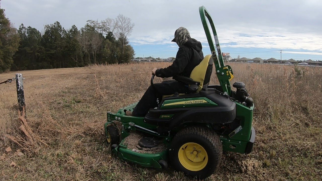 CHASING FIELD MICE With The Green Monster! 1 Acre Mowing! John Deere Z930M!