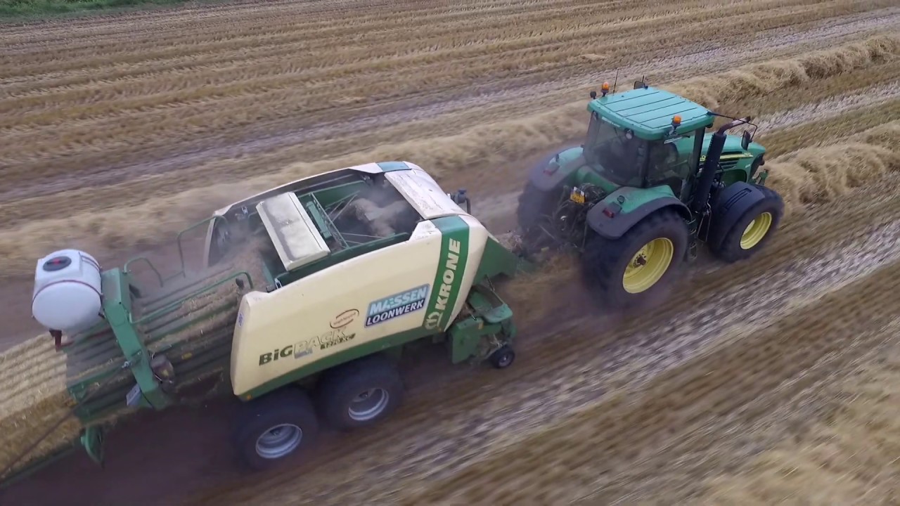 John Deere 7920 + Krone big pack 1270XC. Maessen Loonwerk