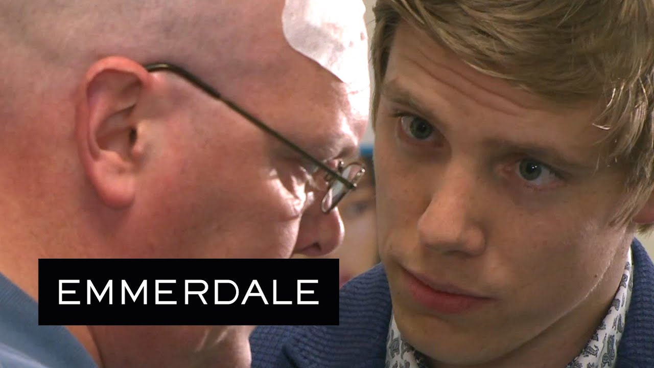 Emmerdale - Robert Threatens Leo's Life To Paddy's Face